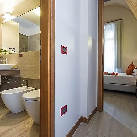 Caffé Savona Aparthotel Alba (Piedmont)