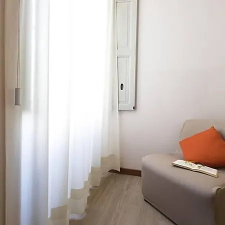 Aparthotel Caffé Savona Alba (Piedmont)