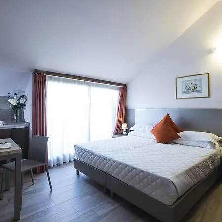 Aparthotel Caffé Savona Alba (Piedmont)