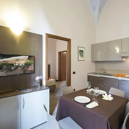 Caffé Savona Aparthotel Alba (Piedmont)