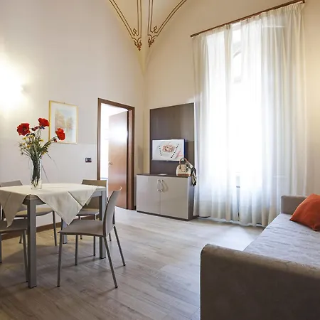 Aparthotel Caffé Savona Alba (Piedmont)
