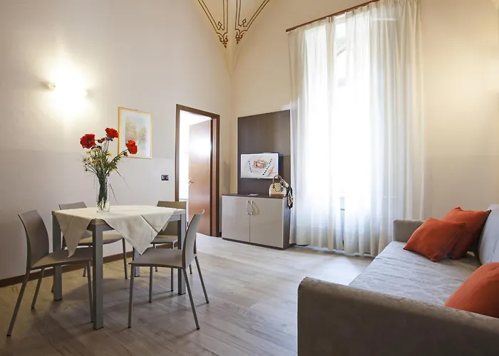 Aparthotel Caffe Savona Alba (Piedmont)