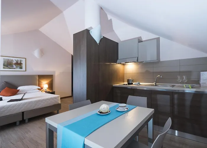 Caffe Savona Aparthotel Alba (Piedmont)